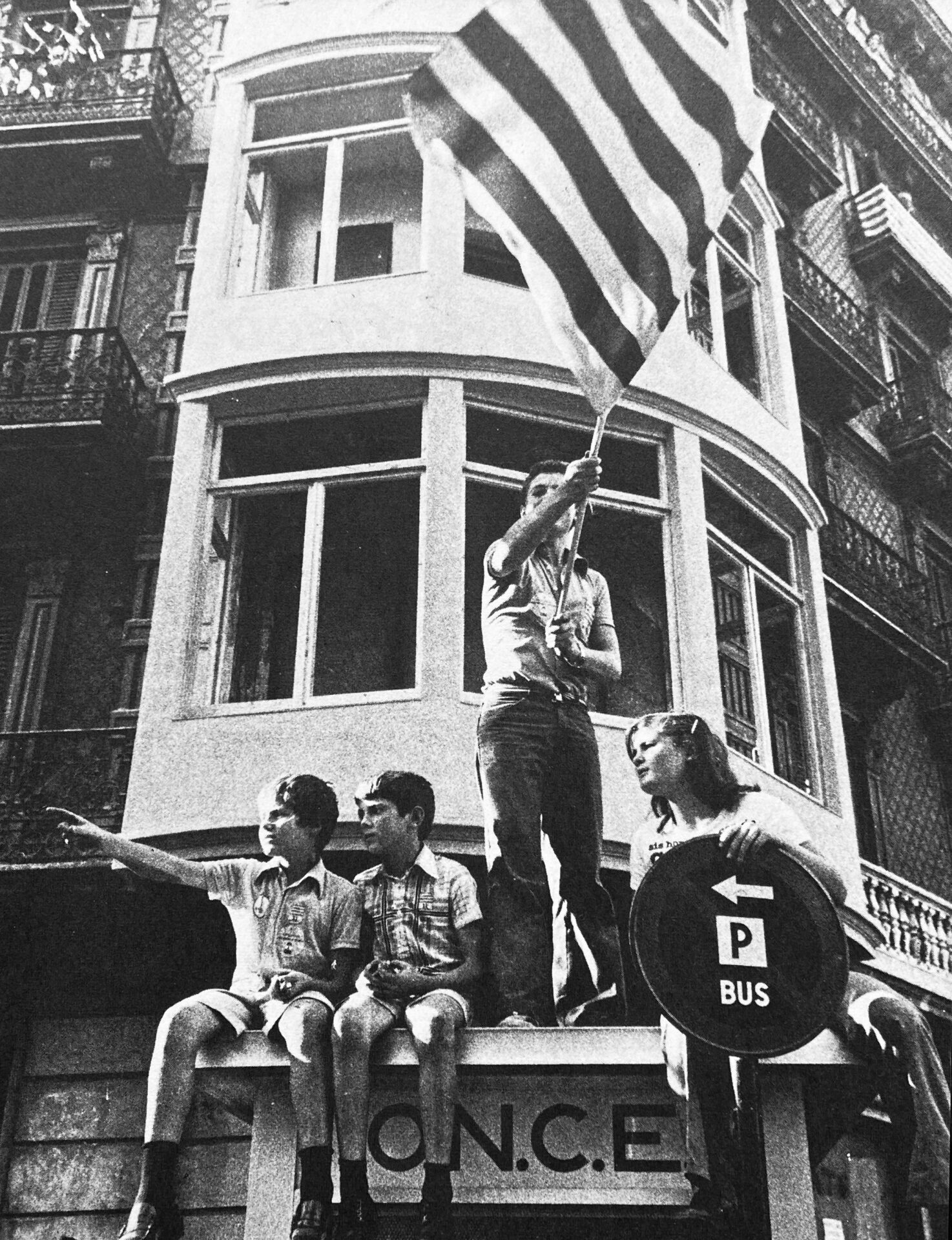 Un millón de segadors (1977) - Image 2